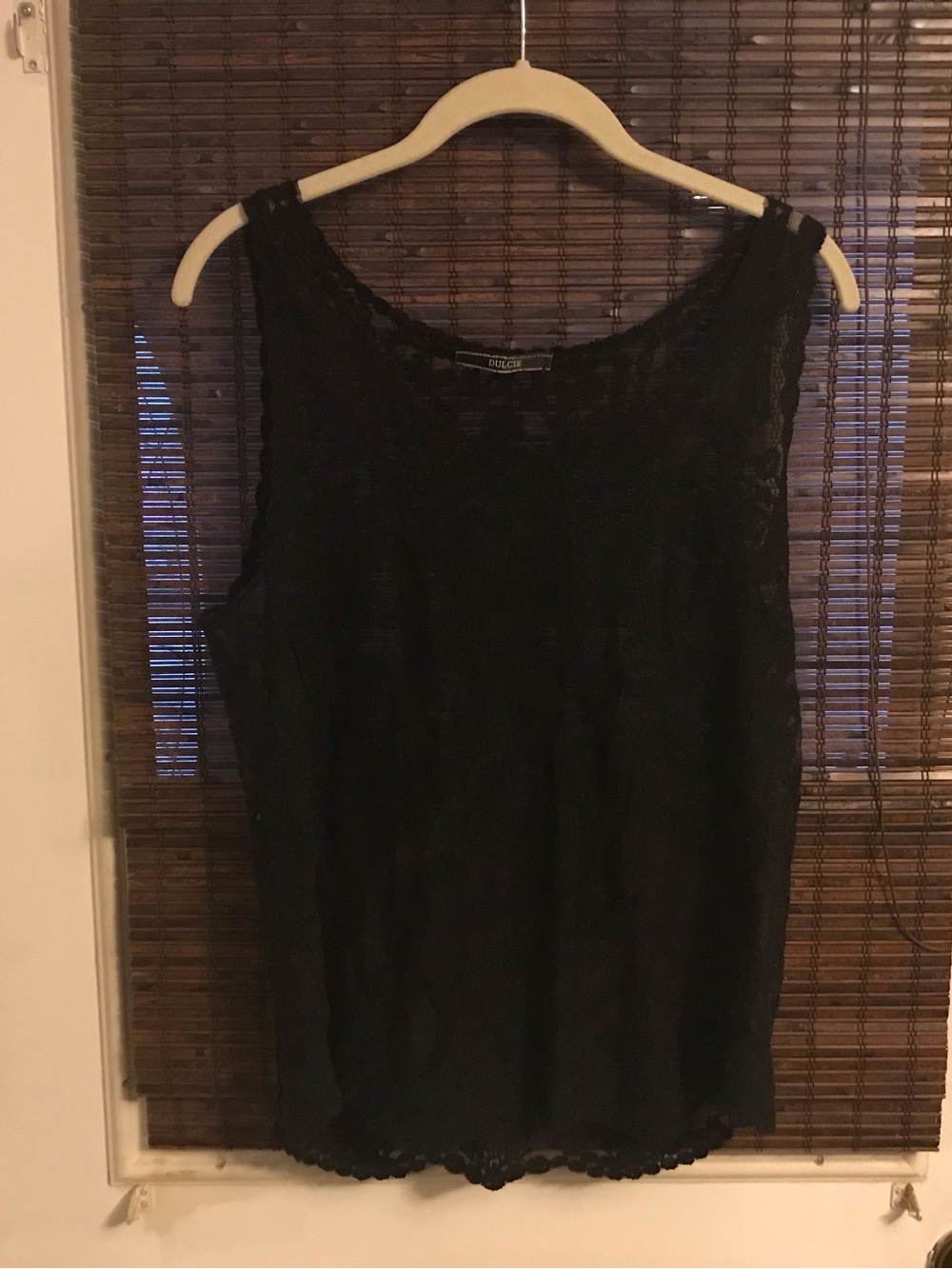 Dulcie Embroidered Sheer Lace Tank Top Black Women’s Sz. Medium/Large